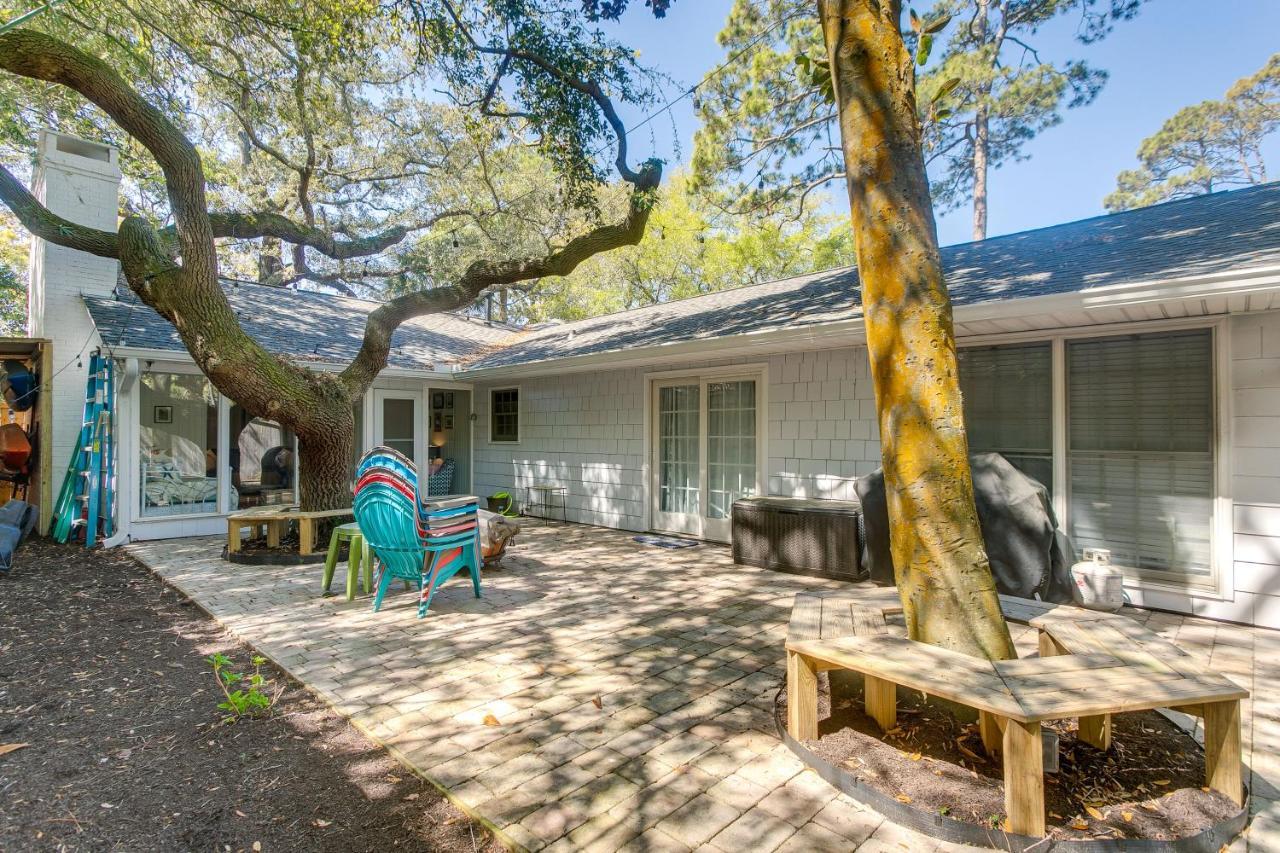 Spacious St Simons Island Vacation Rental With Pool! St. Simons Island Exteriör bild