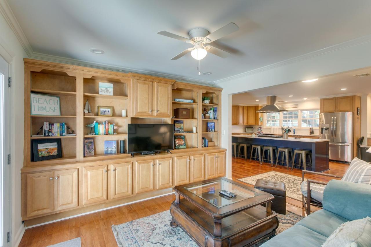 Spacious St Simons Island Vacation Rental With Pool! St. Simons Island Exteriör bild